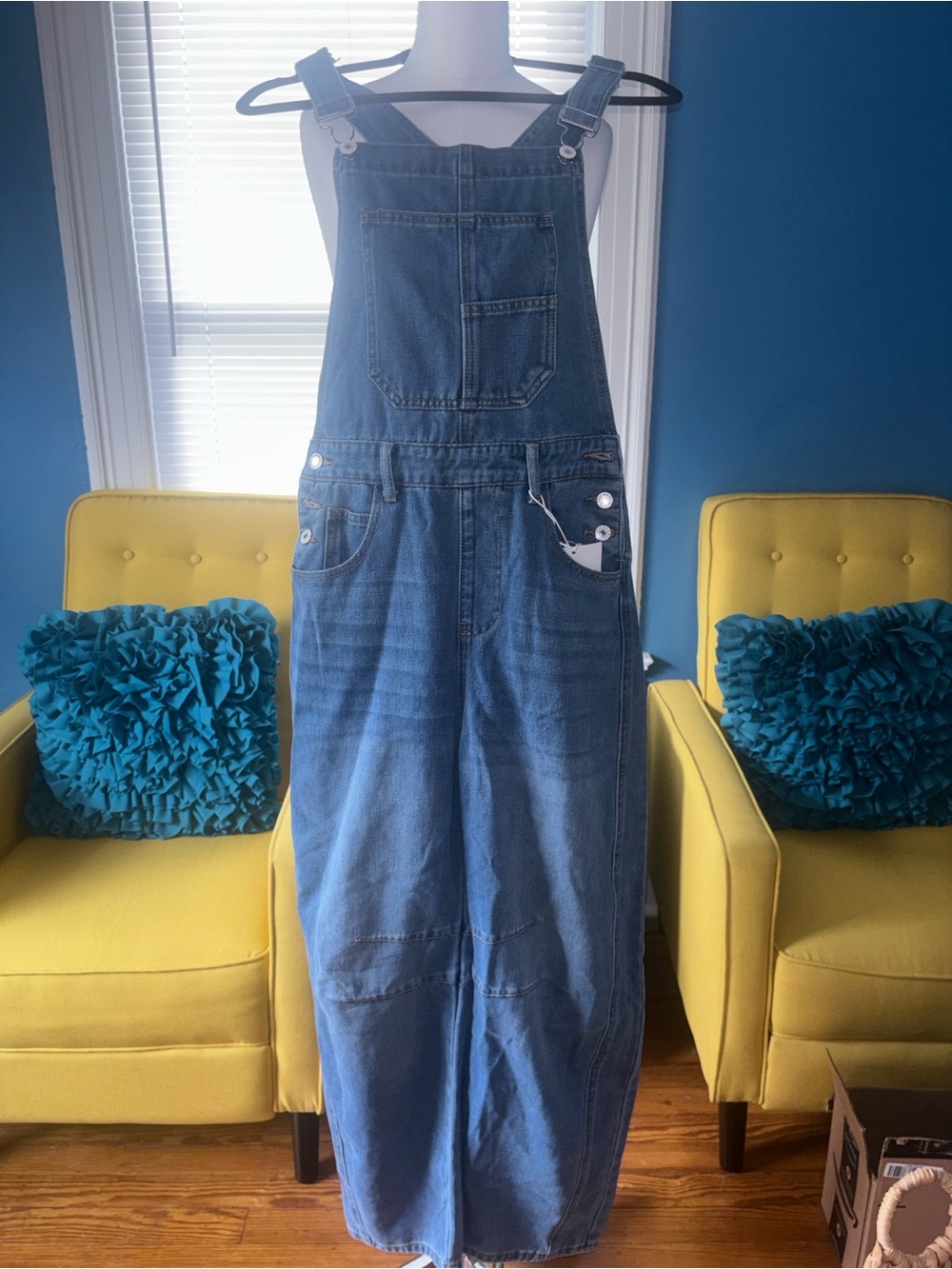 Women’s light Blue Denim Barrel Overalls Jumpsuit